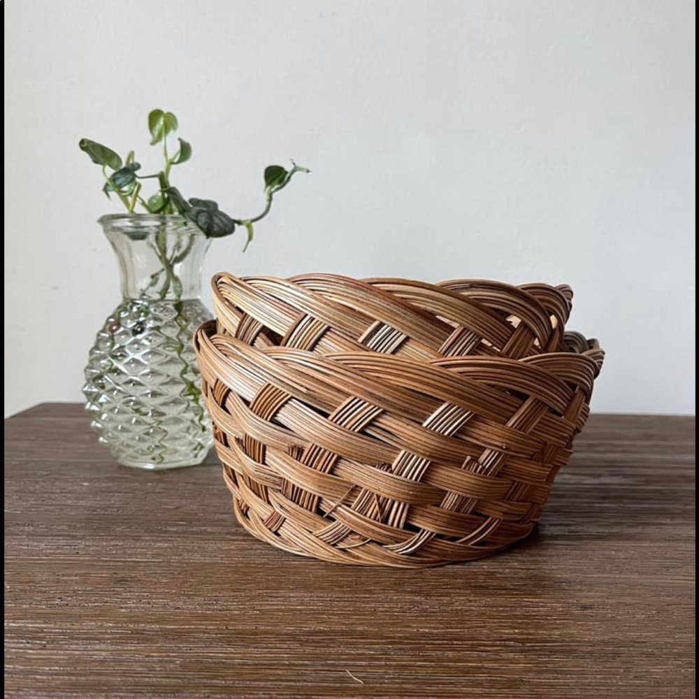 Vintage nesting baskets